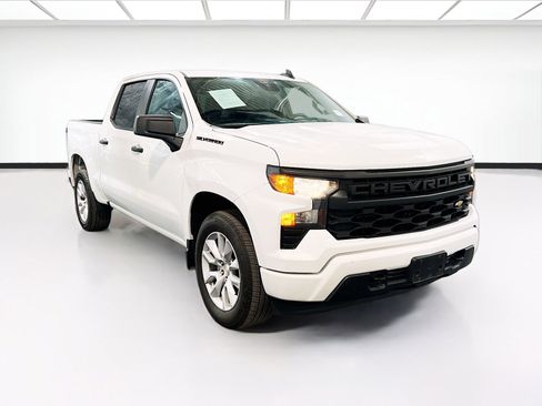 Used 2022 Chevrolet Silverado 1500 Custom w/ LPO, Dark Essentials Package RWD image 3