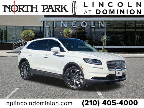 Used 2022 Lincoln Nautilus Reserve image 1