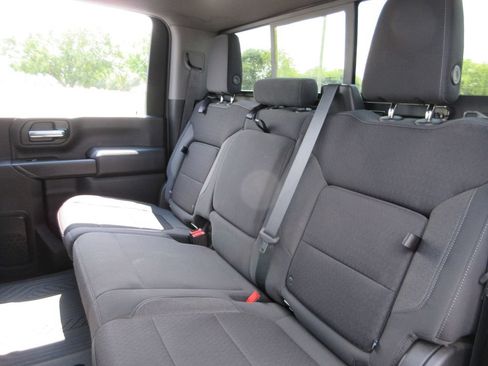 Certified 2022 Chevrolet Silverado 2500 LT w/ Convenience Package AWD/4WD image 22