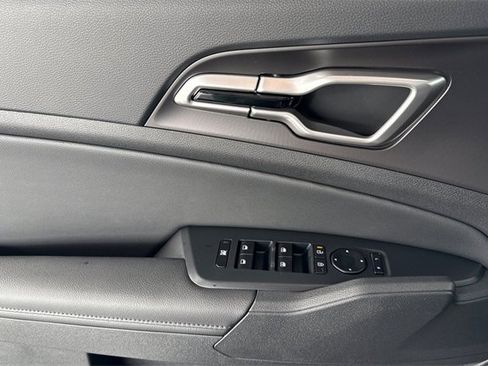 New 2026 Kia Sportage EX image 12