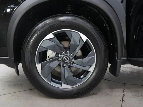 Used 2026 Nissan Rogue SV w/ Cold Weather Package AWD/4WD image 31