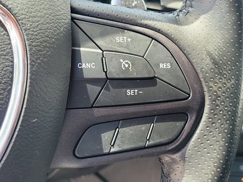 Used 2022 Dodge Durango GT image 27