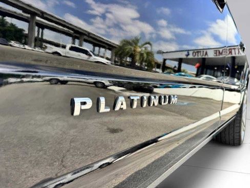 Used 2016 Ford Expedition EL Platinum RWD image 15