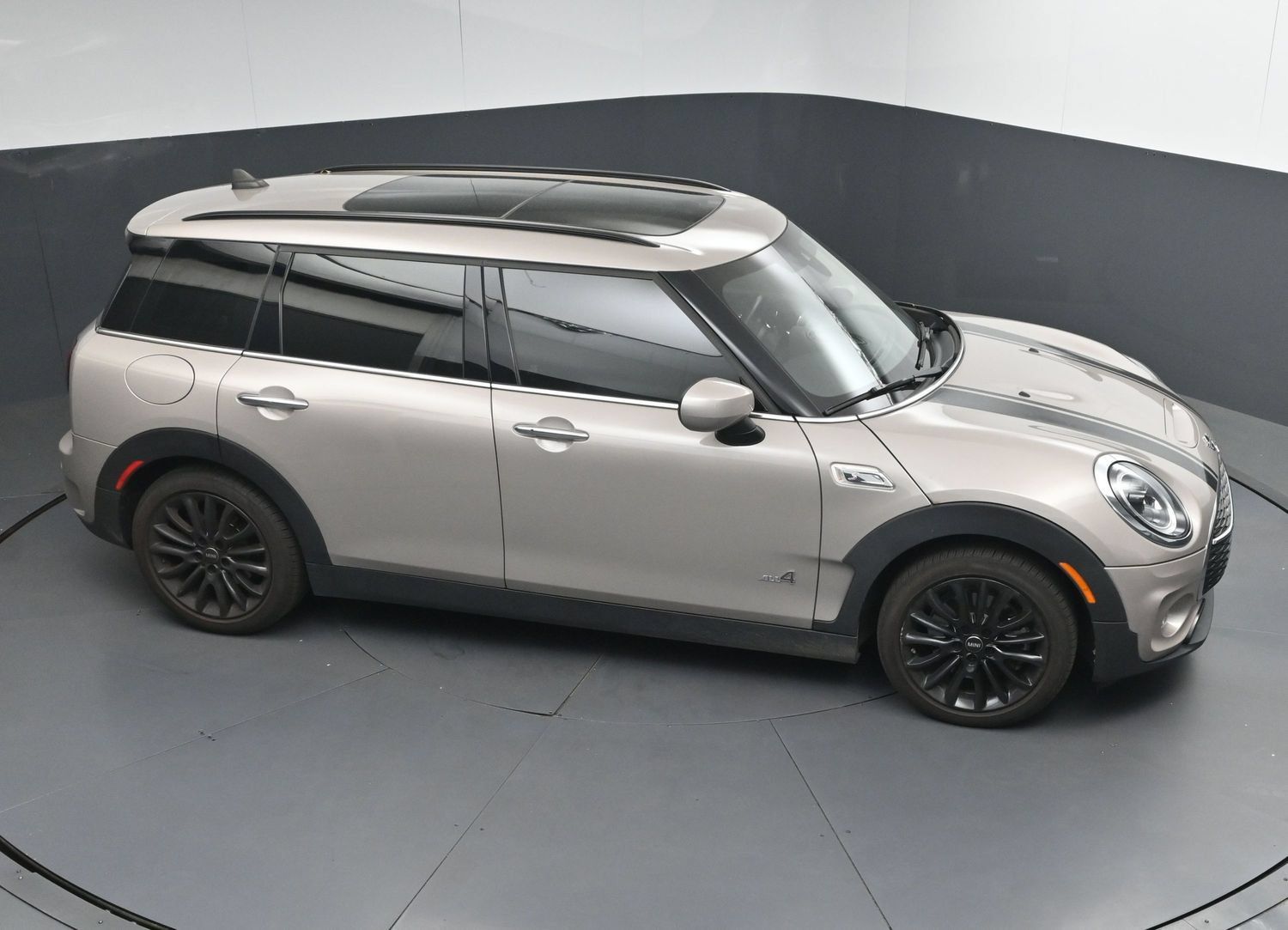 Used 2022 MINI Cooper Clubman S AWD/4WD image 34