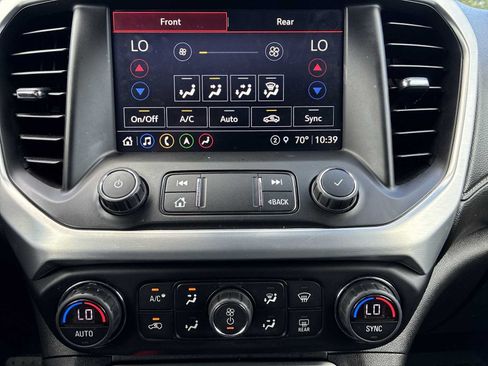 Used 2021 GMC Acadia SLT w/ GMC Pro Grade Package AWD/4WD image 17