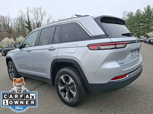 Used 2023 Jeep Grand Cherokee 4WD 4xe image 4