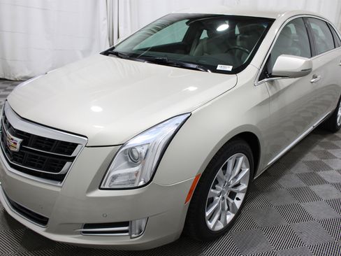 Used 2016 Cadillac XTS Luxury w/ Driver Awareness Package AWD/4WD image 35