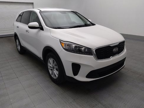 Used 2020 Kia Sorento LX image 13