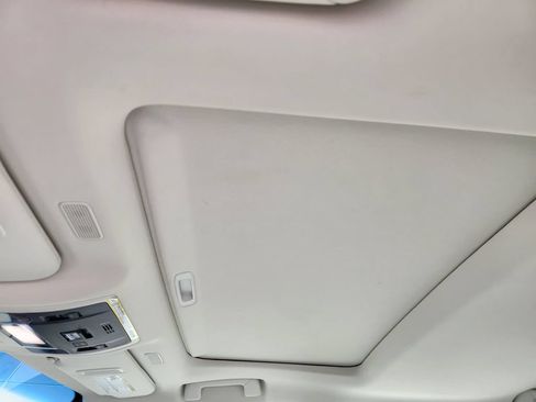 Certified 2025 Lexus ES 350 w/ Premium Package FWD image 25
