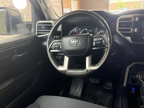 Used 2022 Toyota Tundra SR5 AWD/4WD image 17