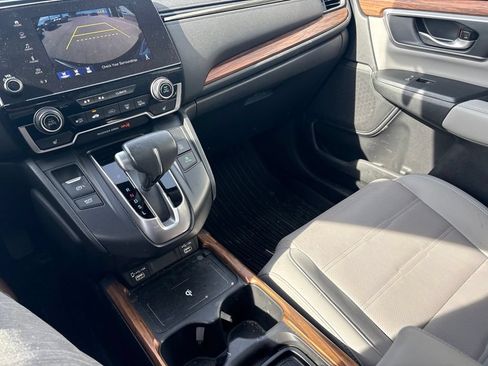 Used 2020 Honda CR-V Touring image 23