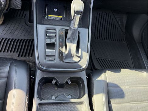 Used 2023 Honda CR-V EX-L image 19