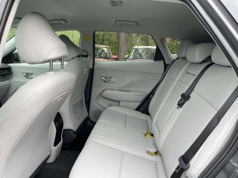 New 2026 Hyundai Kona SEL Premium FWD image 10