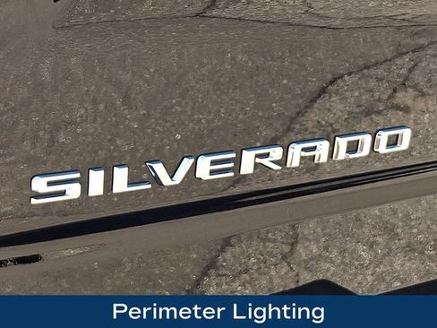 Used 2025 Chevrolet Silverado 1500 High Country w/ Technology Package AWD/4WD image 33