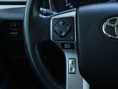 Used 2023 Toyota 4Runner SR5 Premium w/ Moonroof Package RWD image 22