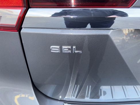 Used 2019 Volkswagen Atlas SEL R-Line image 17