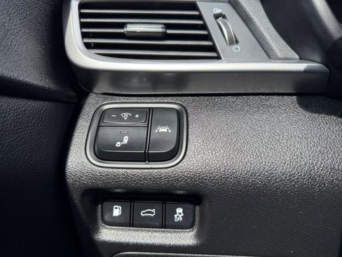 Used 2019 Kia Optima LX FWD image 23