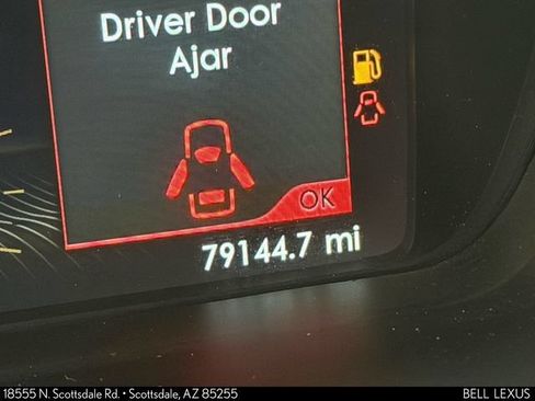 Used 2018 Lincoln Continental Select FWD image 30