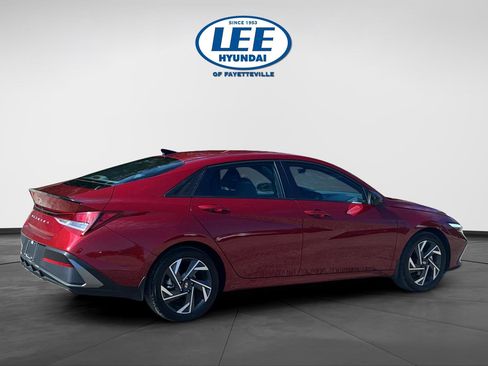 Certified 2025 Hyundai Elantra Sport image 7