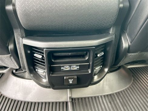 Used 2021 RAM 1500 Laramie image 21