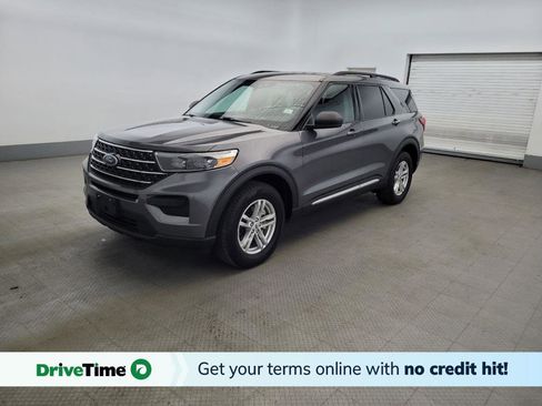 Used 2021 Ford Explorer XLT AWD/4WD image 1