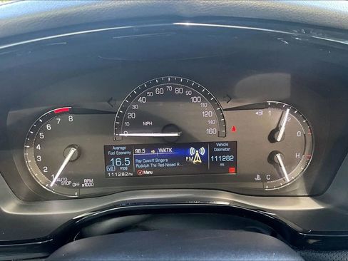 Used 2018 Cadillac XT5 Premium Luxury image 22