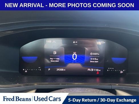 Used 2024 Volkswagen Taos SE w/ Panoramic Sunroof Package image 10