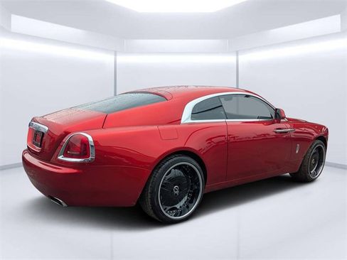 Used 2014 Rolls-Royce Wraith image 3