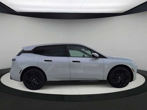New 2026 BMW iX xDrive45 AWD/4WD image 9