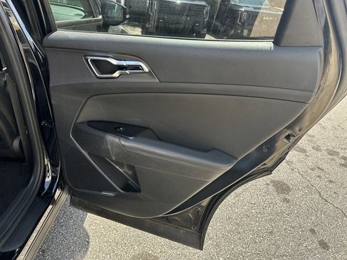 Certified 2023 Kia Sportage SX image 19