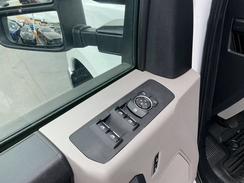 Used 2020 Ford F250 XL w/ Power Equipment Group AWD/4WD image 11