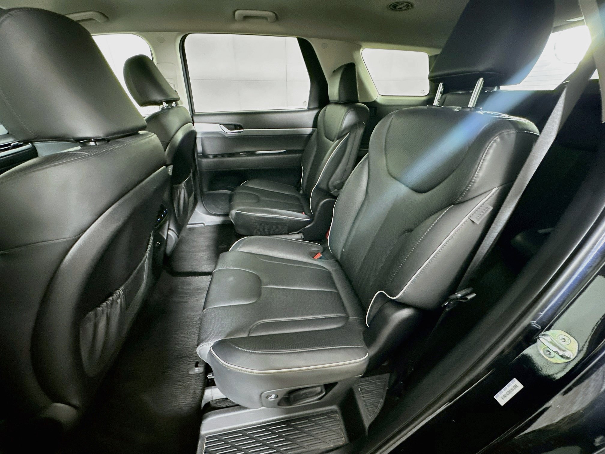 Used 2025 Hyundai Palisade SEL FWD image 28