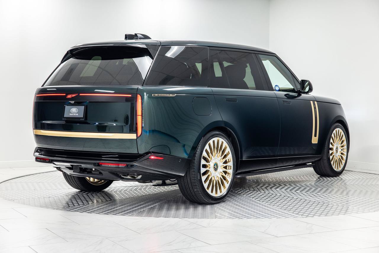 Used 2026 Land Rover Range Rover Long Wheelbase Autobiography AWD/4WD image 6