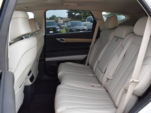 Used 2024 Genesis GV80 3.5T AWD/4WD image 8
