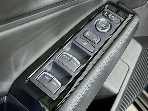 Used 2024 Honda Accord Touring image 28