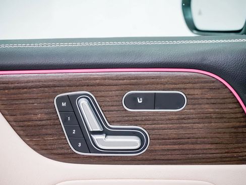 Used 2026 Mercedes-Benz GLB 250 image 20