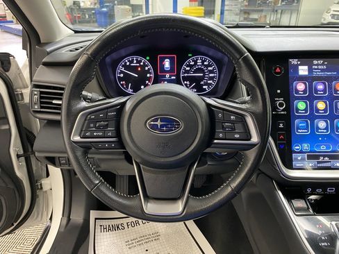 Used 2024 Subaru Outback Premium image 18