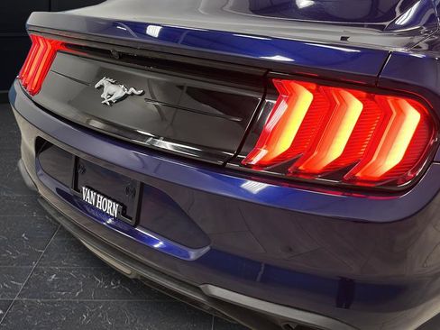 Used 2020 Ford Mustang Coupe RWD image 33