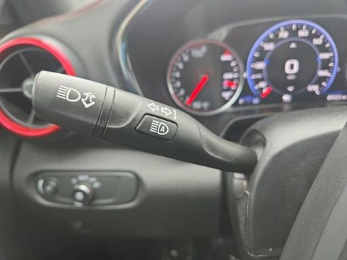 Used 2019 Chevrolet Blazer RS image 27