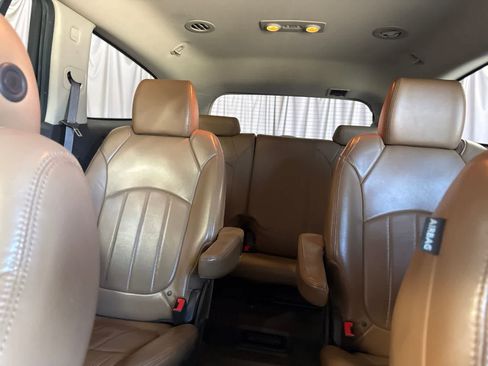 Used 2013 Buick Enclave Leather FWD image 22