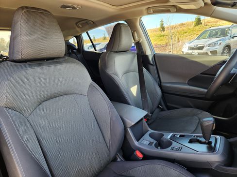 Used 2024 Subaru Crosstrek 2.0i Premium image 16