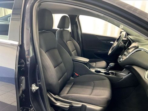 Used 2023 Chevrolet Malibu LT FWD image 11