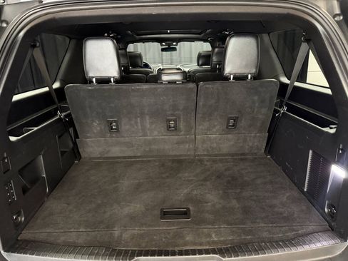 Used 2019 Ford Expedition Max XLT w/ Equipment Group 202A AWD/4WD image 28