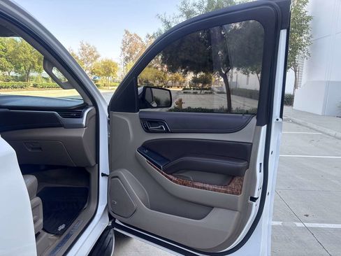 Used 2017 Chevrolet Tahoe Premier RWD image 19