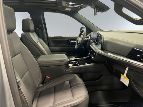 New 2026 Chevrolet Suburban RST w/ Comfort Package AWD/4WD image 20