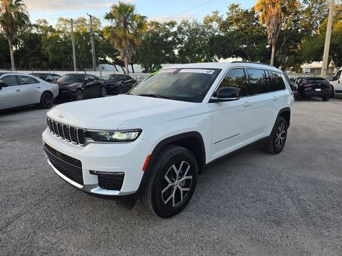 Used 2025 Jeep Grand Cherokee L Limited w/ Trailer Tow Package RWD image 2