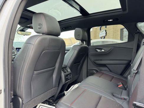 Used 2020 Chevrolet Blazer RS image 36