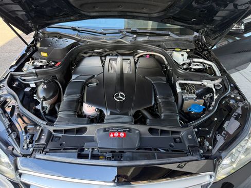 Used 2015 Mercedes-Benz E 400 4MATIC Sedan image 26