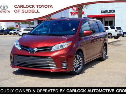 Used 2020 Toyota Sienna XLE w/ XLE Navigation Package