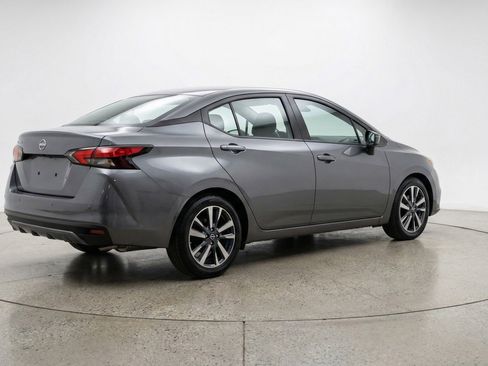 Used 2025 Nissan Versa SV FWD image 9